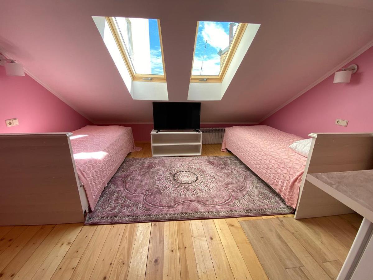 チェルニウツィーАpartment For Ladyアパートメント エクステリア 写真